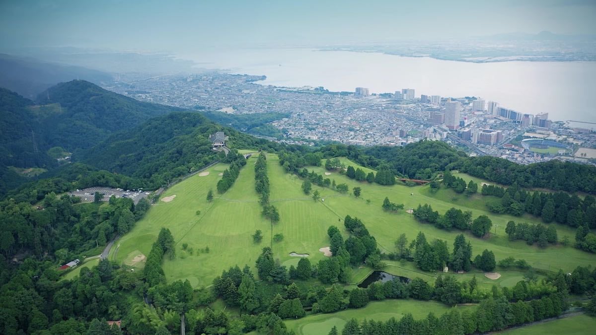 ゴルフ場全景写真
