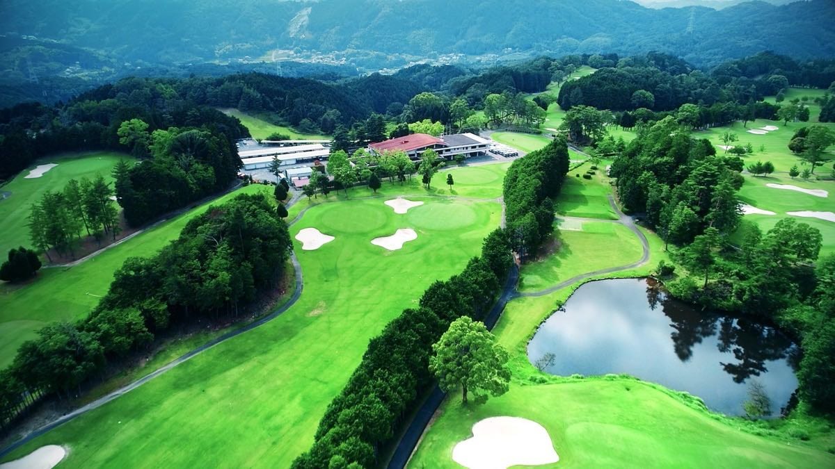ゴルフ場全景写真